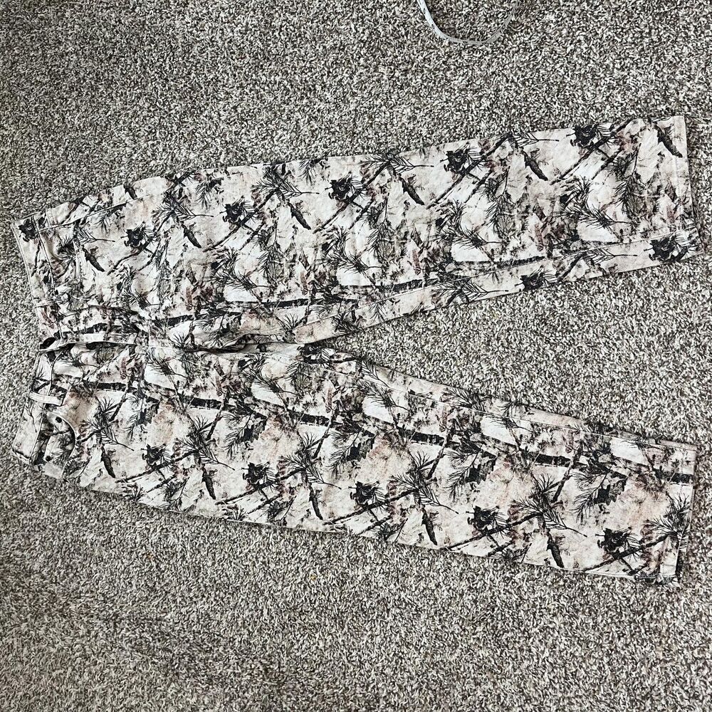 BDG Urban Outfitters Jeans Mens 31 Beige Camo‎ Slim Straight Button Fly Denim